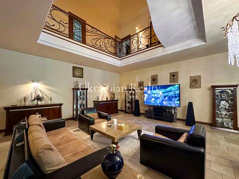 будинок за адресою смт. Козин, Анатолія Солов'яненка вул.