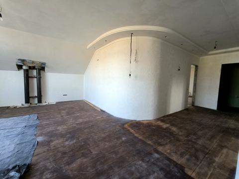 будинок за адресою Шкільна вул., 1