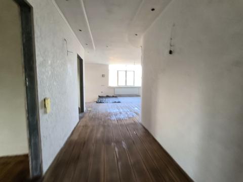 будинок за адресою Шкільна вул., 1