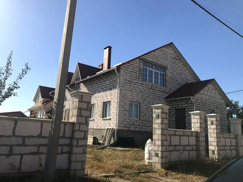 будинок за адресою Шкільна вул., 1