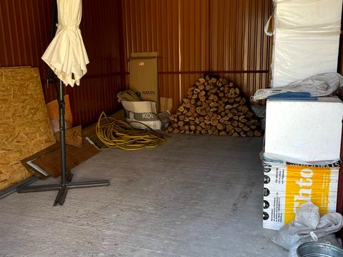 будинок за адресою смт. Клавдієво-Тарасове, Амосова