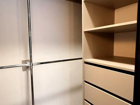 квартира за адресою Мартинова просп., (вул. Радісна, 6)