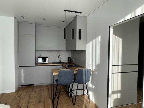 квартира за адресою Салютна вул., 2к2