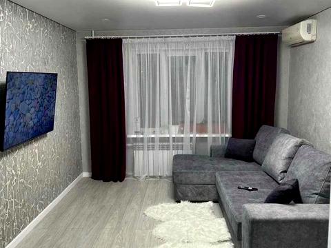 квартира за адресою Феодосійська вул., 8