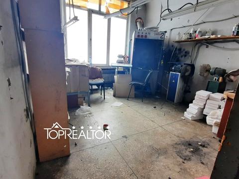 комерційна за адресою Киргизька вул., 19