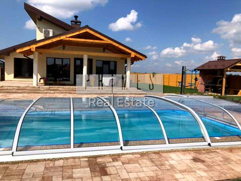 будинок за адресою Академічна вул., 1