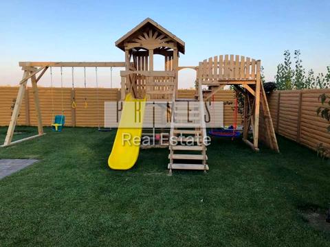 будинок за адресою Академічна вул., 1