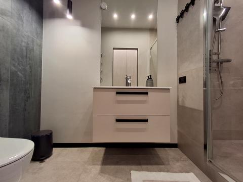 квартира за адресою Зарічна вул., 2