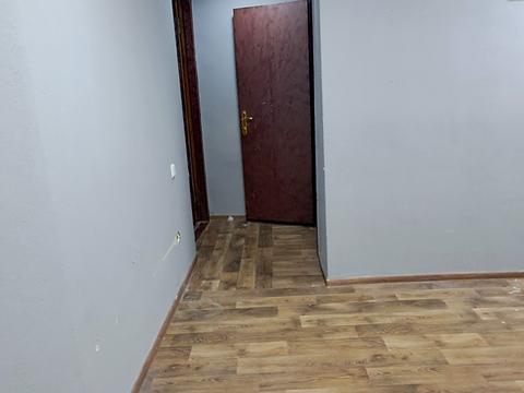 комерційна за адресою Хрещатик, 44