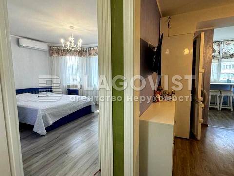 квартира за адресою Житня вул., 21