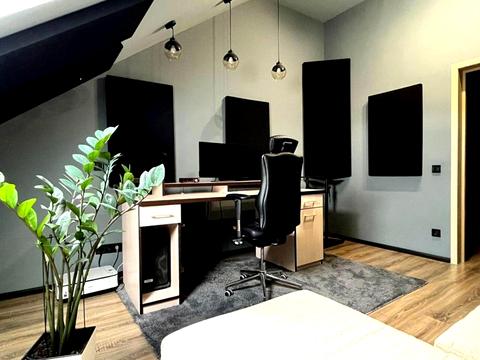 квартира за адресою Святомихайлівська вул., 17