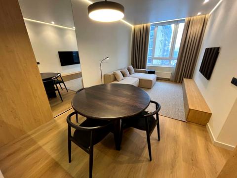 квартира за адресою Салютна вул., (Будинок 03801-03901)