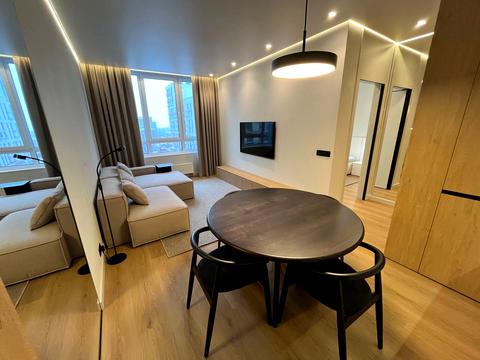 квартира за адресою Салютна вул., (Будинок 03801-03901)