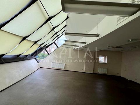 комерційна за адресою Київ, Лесі Українки бульв., 30В