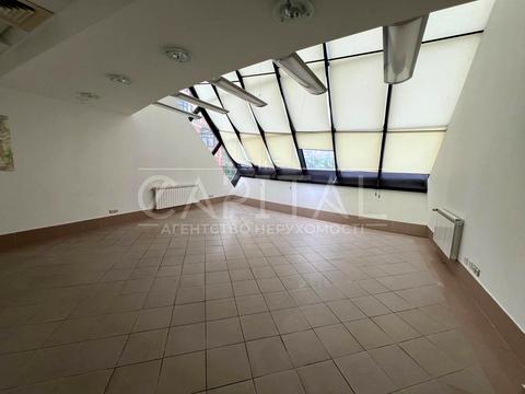 комерційна за адресою Київ, Лесі Українки бульв., 30В