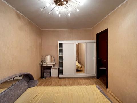 квартира за адресою П'ятницька вул., 70