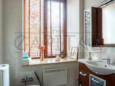 комерційна за адресою Жилянська вул., 97А