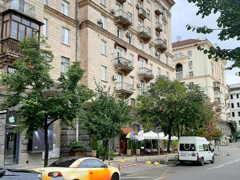 квартира за адресою Євгена Чикаленка вул. (Пушкінська), 2-4/7