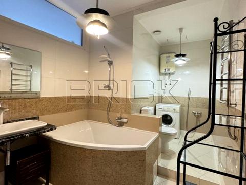 квартира за адресою Андрія Верхогляда вул. (Михайла Драгомирова), 14