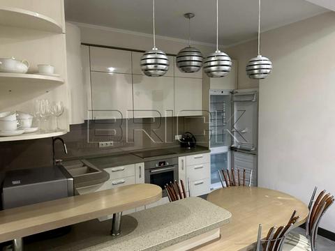 квартира за адресою Андрія Верхогляда вул. (Михайла Драгомирова), 14