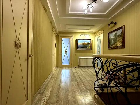 дом по адресу Трояндова