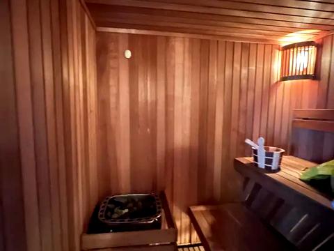 дом по адресу Трояндова