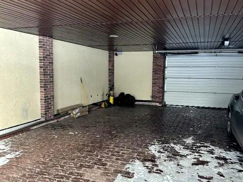 дом по адресу Трояндова