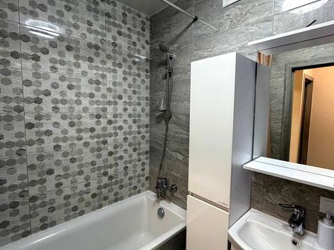 квартира за адресою Героїв Небесної Сотні просп., 26/18