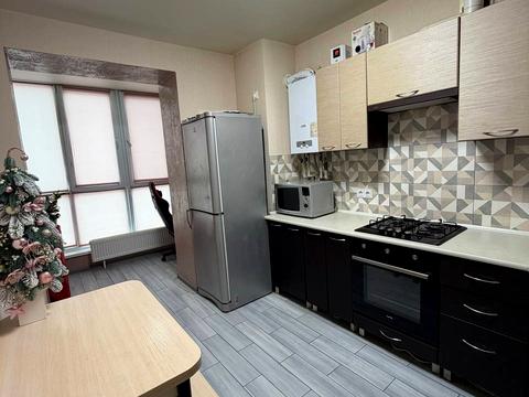 квартира за адресою Героїв Небесної Сотні просп., 26/18