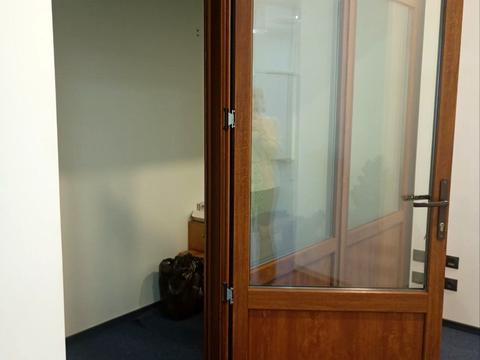 коммерческая по адресу Музейний пер., 4