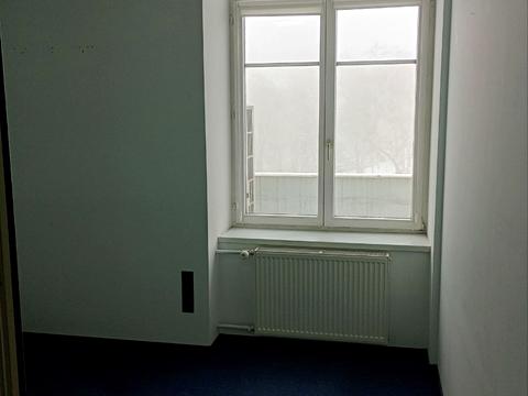 коммерческая по адресу Музейний пер., 4