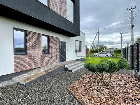 дом по адресу  ул.