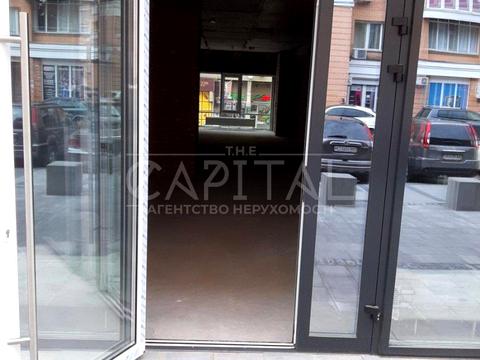 комерційна за адресою Левка Лук'яненка вул. (Маршала Тимошенка), 29