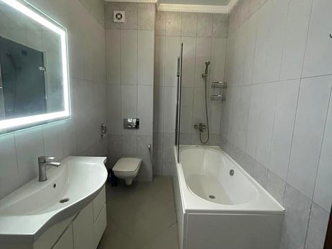 квартира за адресою с. Минай, Августина Волошина вул., 3