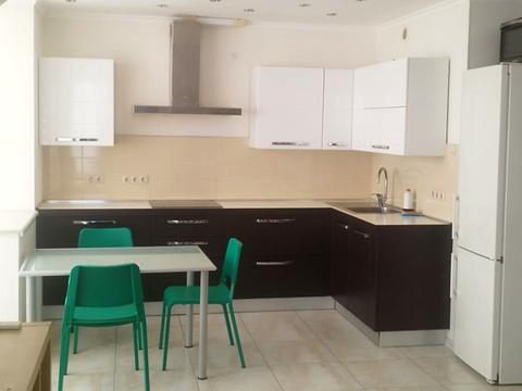 квартира за адресою Дніпровська набережна вул., 26-А