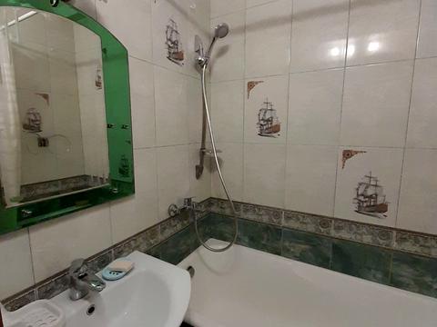 квартира за адресою Русанівський бульв., 1