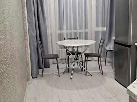 квартира за адресою Олексія Вадатурського вул. (Маршала Малиновського), 18