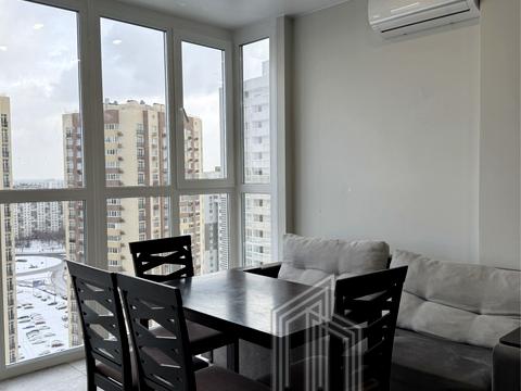 квартира за адресою Микільсько-Слобідська вул., 8