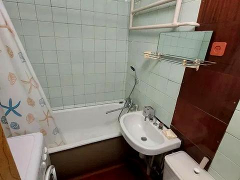 квартира за адресою Будівельників вул., 24