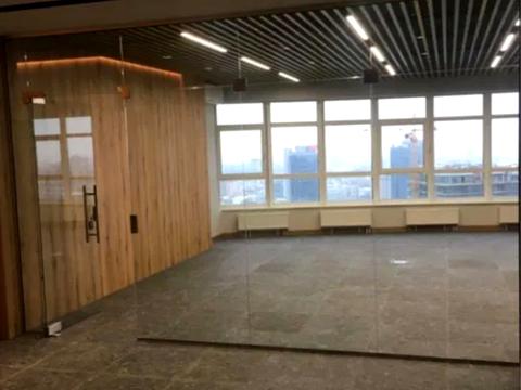 комерційна за адресою Кловський узвіз (Кловський), 7a