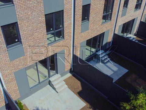 будинок за адресою Каштанова вул.