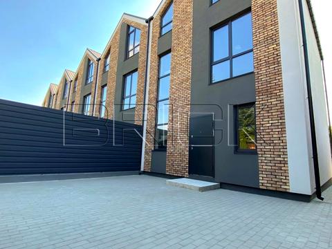 будинок за адресою Каштанова вул.