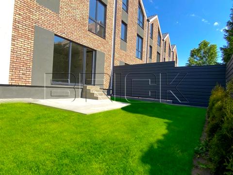 будинок за адресою Каштанова вул.