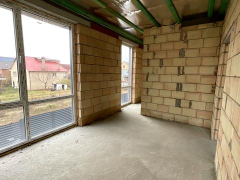 будинок за адресою Віктора Макогона вул.