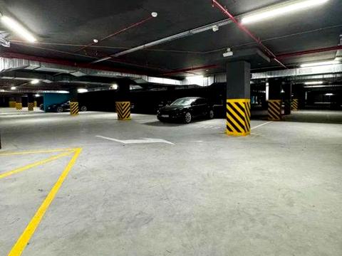 паркомісце за адресою Івано-Франківськ, Мазепи, 164