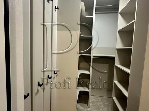 квартира за адресою Олександра Олеся вул., 9-А