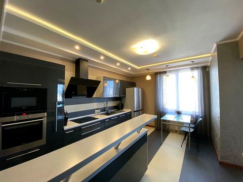 квартира за адресою Дніпровська набережна вул., 1-А