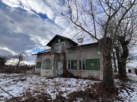 будинок за адресою Дмитре