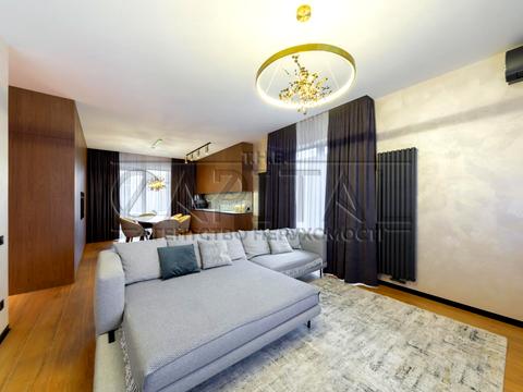 будинок за адресою молодіжна