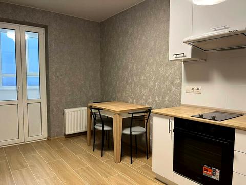 квартира за адресою Лісова вул., 3